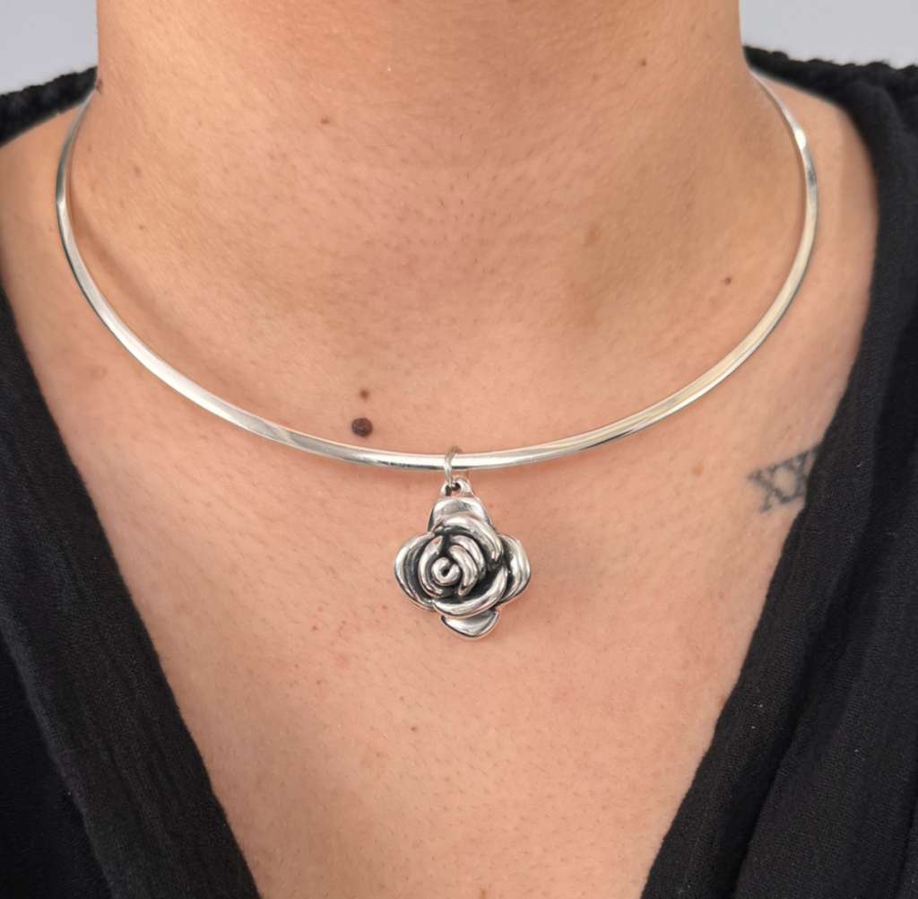 GAIA Rose Hollow Pendant