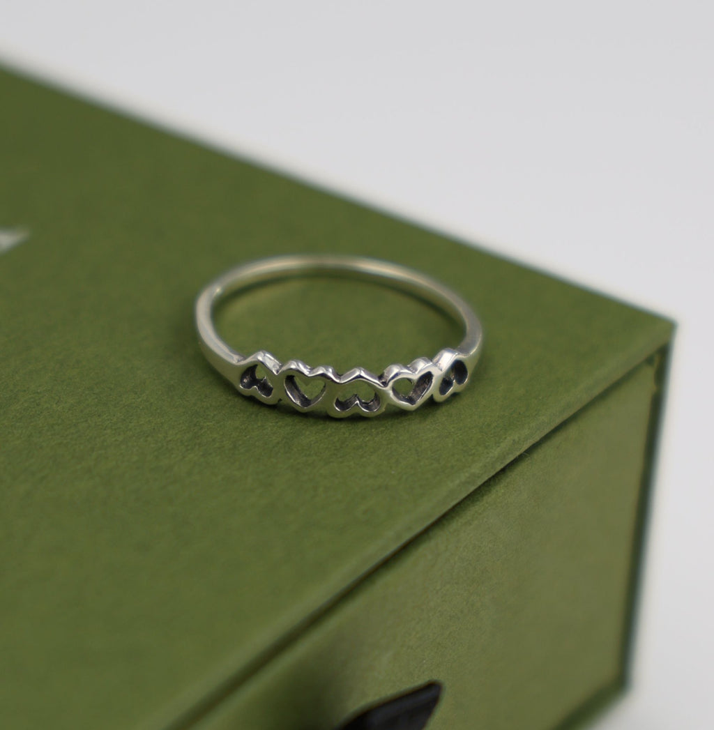 GAIA Dainty Hearts Ring