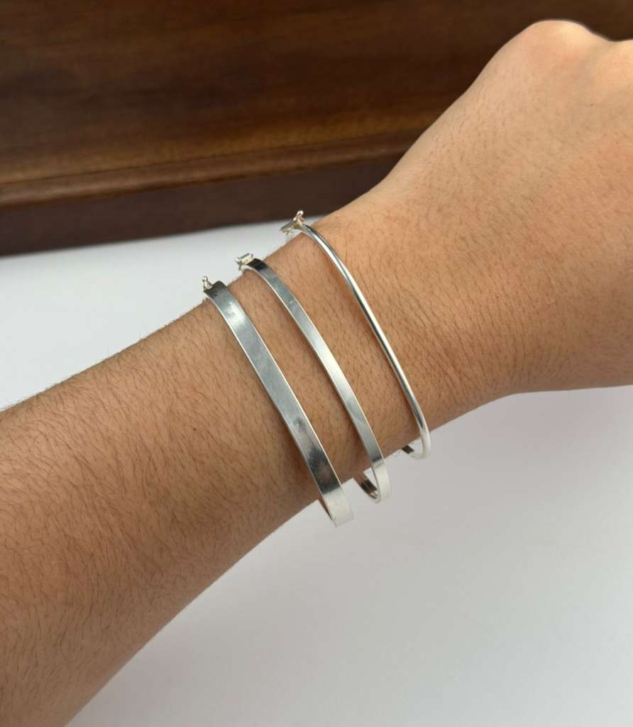 GAIA Minimal Bangle Bracelet