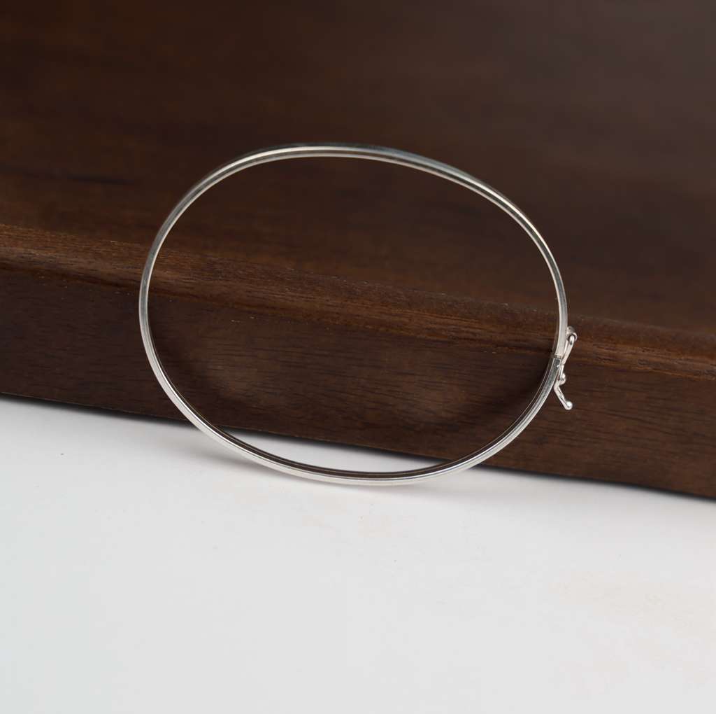 GAIA Minimal Bangle Bracelet