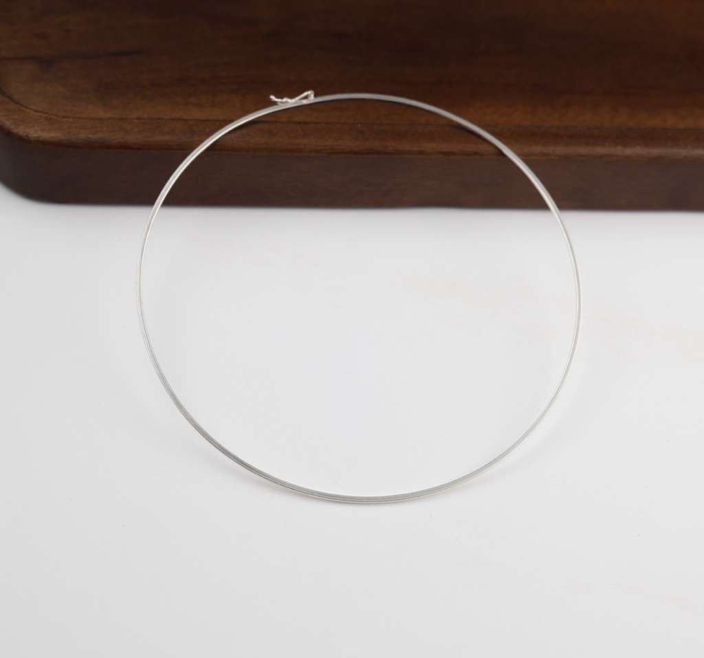 GAIA Minimal Choker Necklace