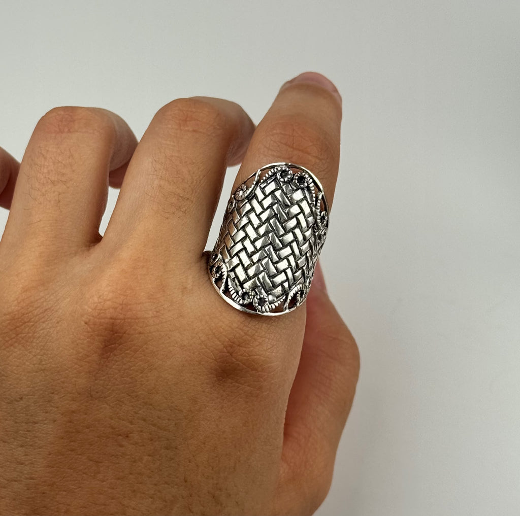 Gaia Woven Shield Ring