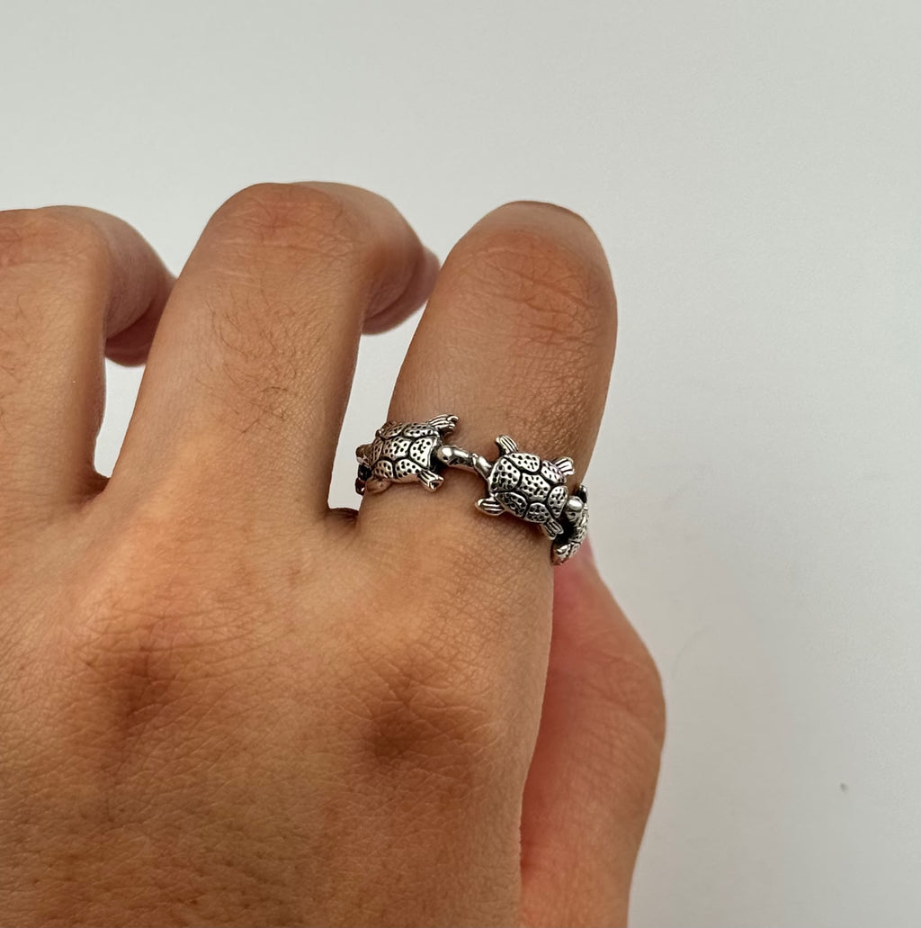 Gaia Island Turtle Ring