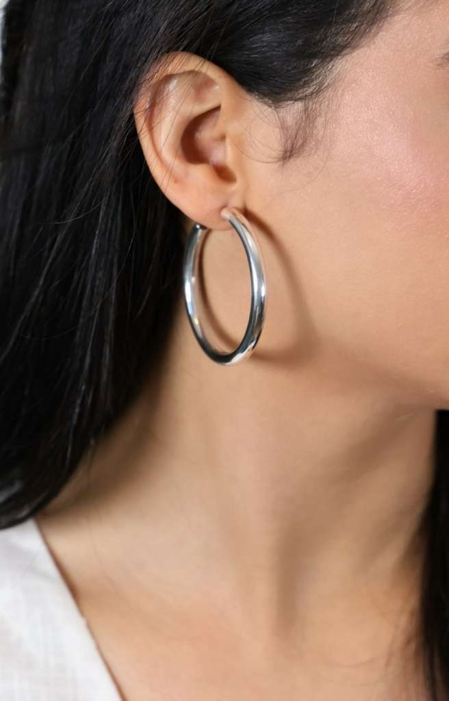 GAIA Hollow Classic Hoop Earrings
